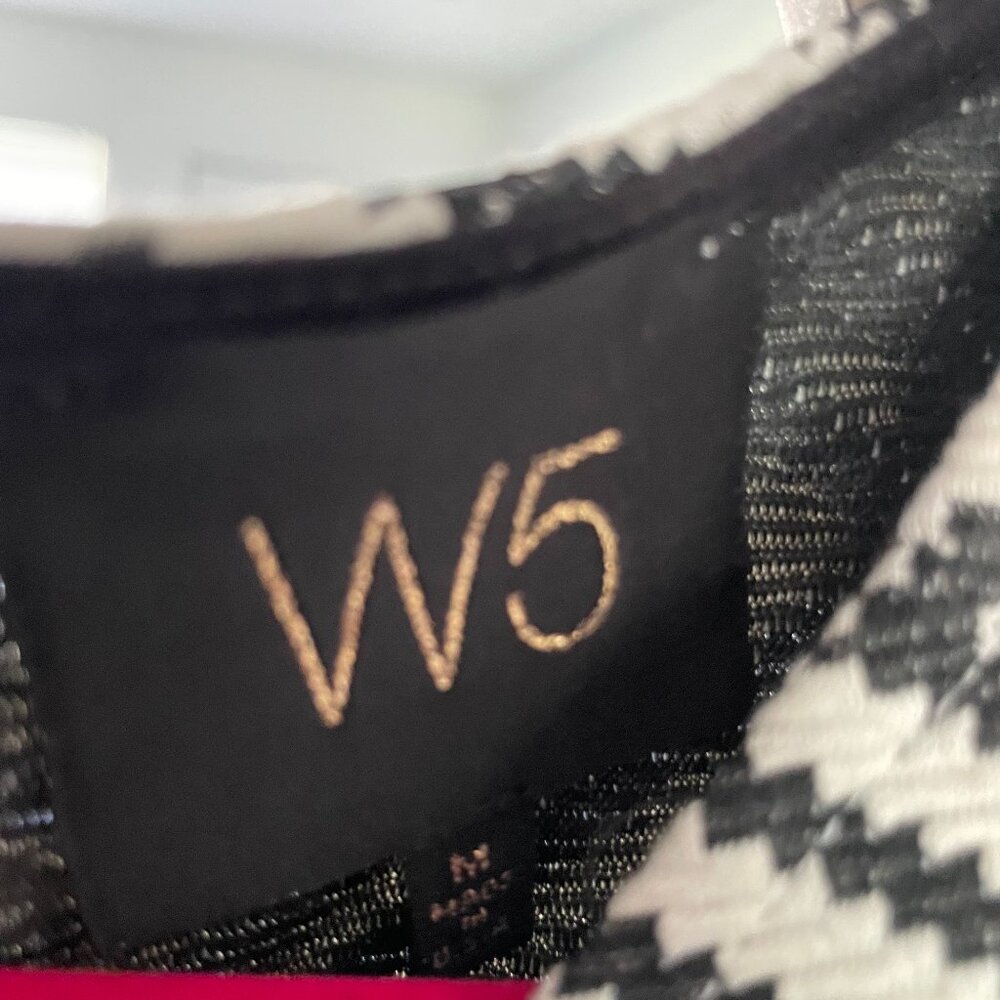 W5 Embroidered Top - Picture 2 of 3
